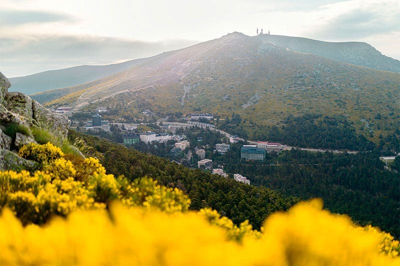 El Ayuntamiento de Cercedilla pide participación de la comunidad montañera para completar la creación del Plan de Turismo Sostenible del Puerto de Navacerrada y apuntar al cumplimiento de las metas de sostenibilidad de la Comunidad de Madrid